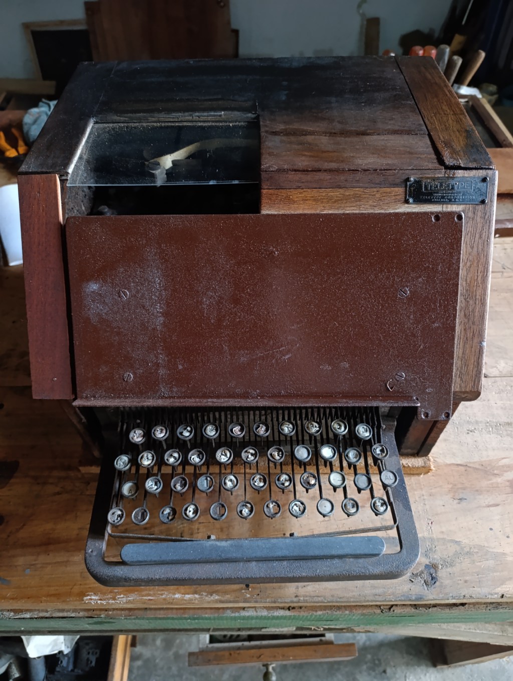 El Teletype que habLA antes que las pantallas: una cronica desde el corazón mecanico de la&nbsp;comunicación